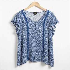 Suzanne Betro Navy Floral Scoopneck Henley Style Flutter Sleeve Blouse Bohemian